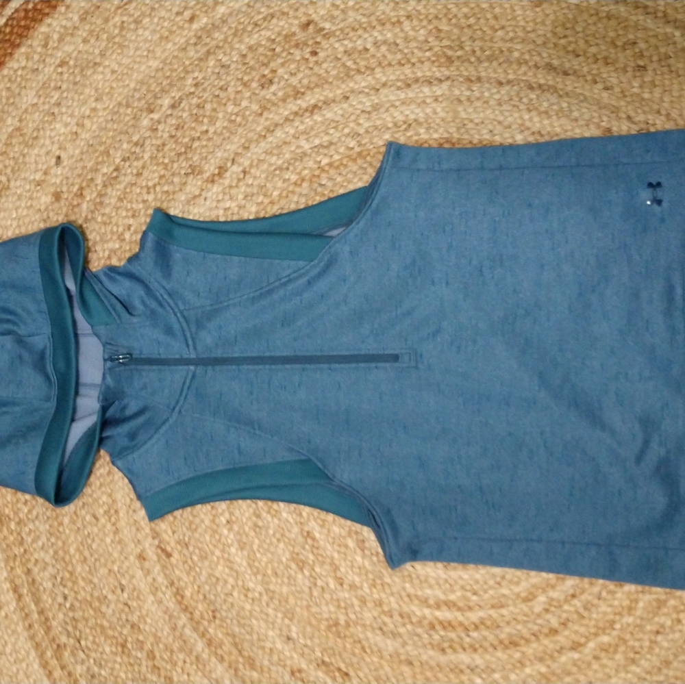 Under Armour cold gear blue workout tank